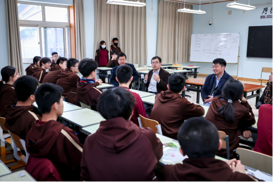 37000cm威尼斯举办材料类本科实验教学研讨会